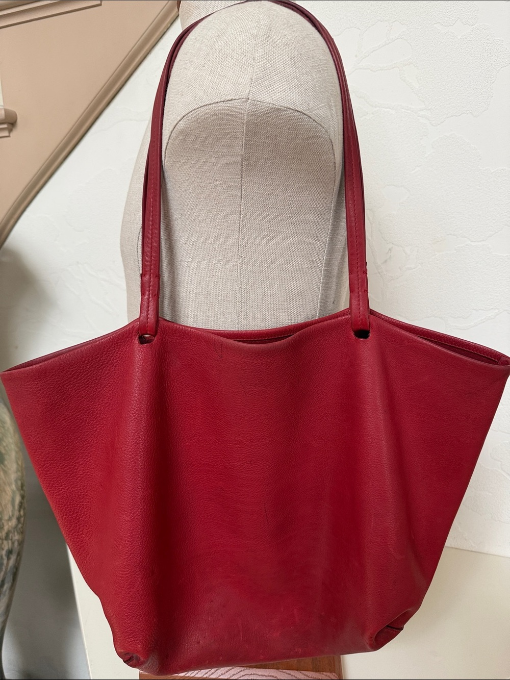 The Row Red Leather Simple Unlined Open Top Tote Bag Thin Flat Handles
